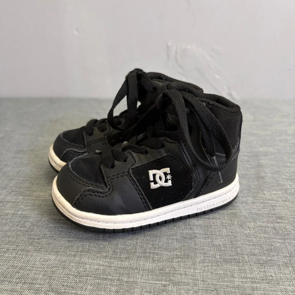 DC Shoes Sneakers Toddler 5 Black Pure High-Top‎ Leather Skate Shoes